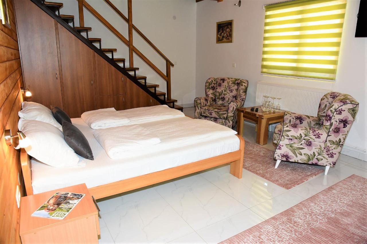 Vila "Maglic" Tjentište Kültér fotó